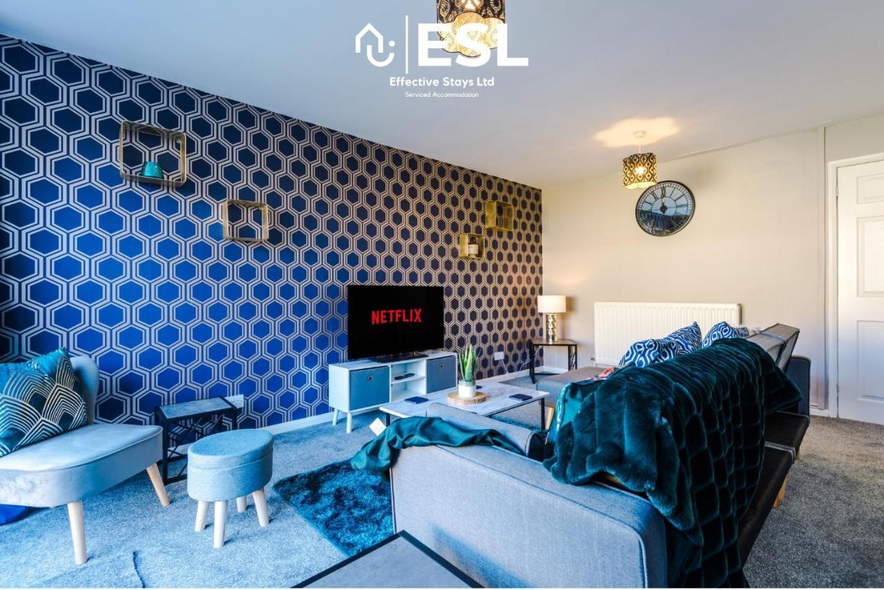 3 Bedroom House With Garden And Driveway Parking - Less Than 10 Mins From Chester City Centre Ngoại thất bức ảnh